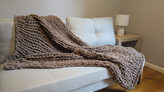 Fawn Brown Chunky Knit Blanket