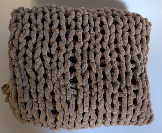 Fawn Brown Chunky Knit Blanket